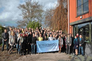 Gruppenbild der Teilnehmer auf der ZEIT DEBATTE in Tübingen (Foto: Carsten Schmidt)