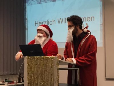 Julian Vaterrodt und ich bei den Weihnachtsdebatten im Club ©BDS 